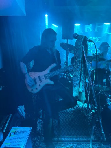 Dogfield Live on Stage. 08.02.2025 Barfly Wesel.