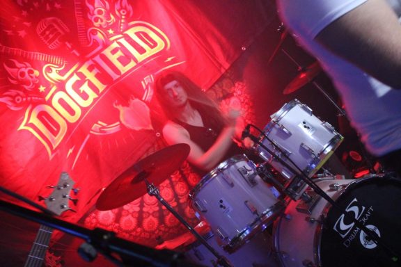Dogfield-Live im Backyard Club 17.08.2024