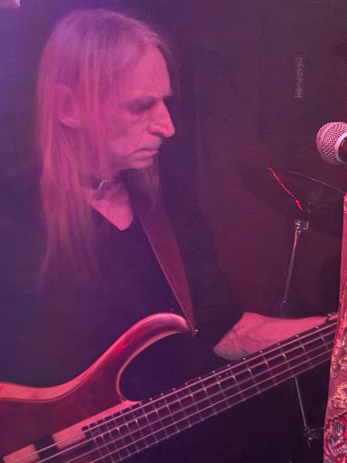 Dogfield Live on Stage. 08.02.2025 Barfly Wesel.