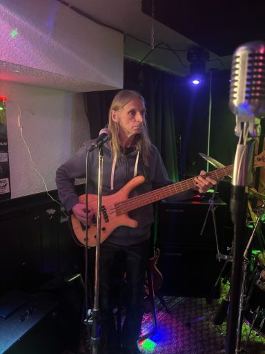 Dogfield Live on Stage. 08.02.2025 Barfly Wesel.