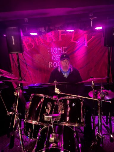 Dogfield Live on Stage. 08.02.2025 Barfly Wesel.